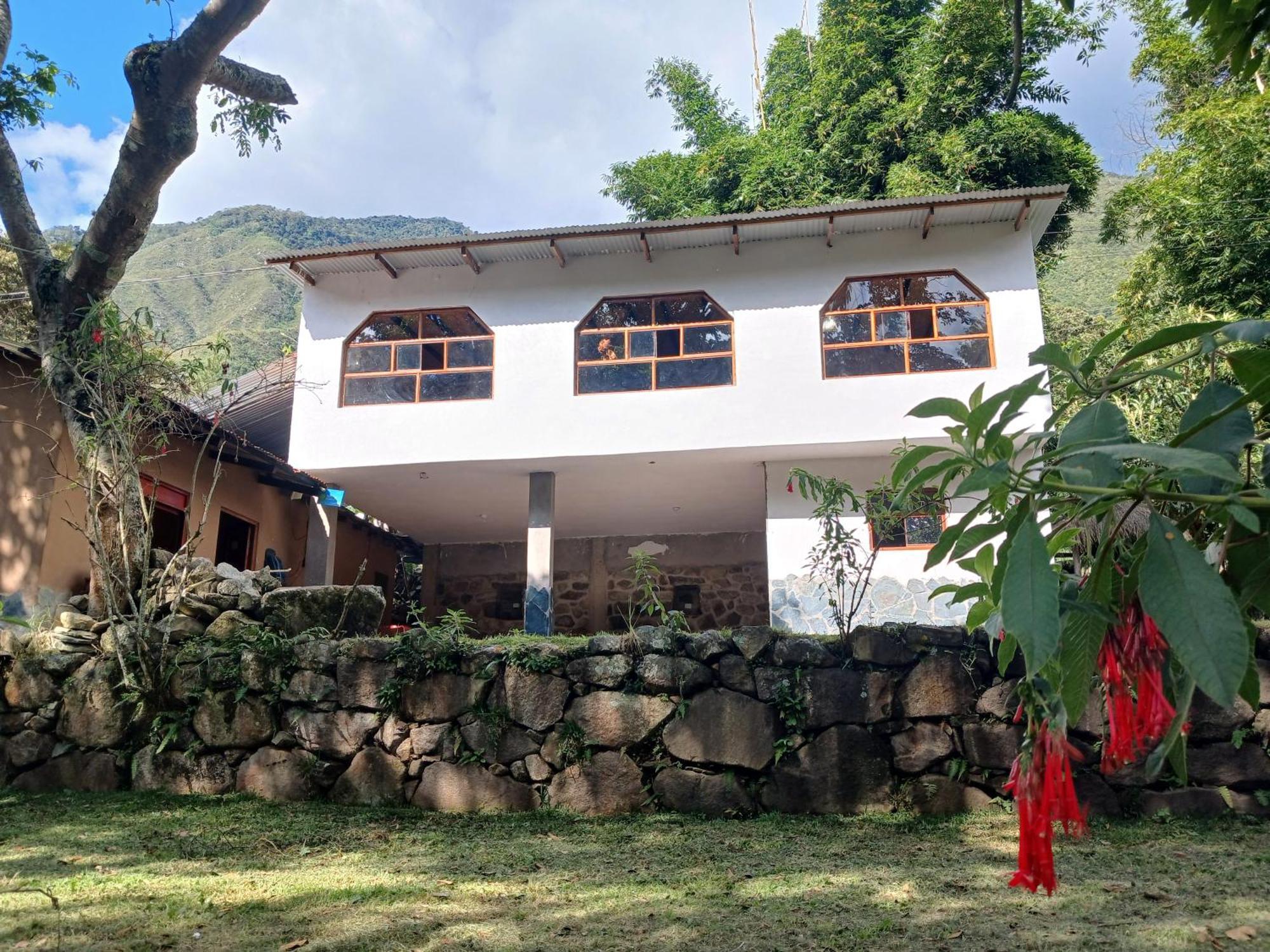 Lia B&B Lucmabamba Sahuayaco Exterior foto