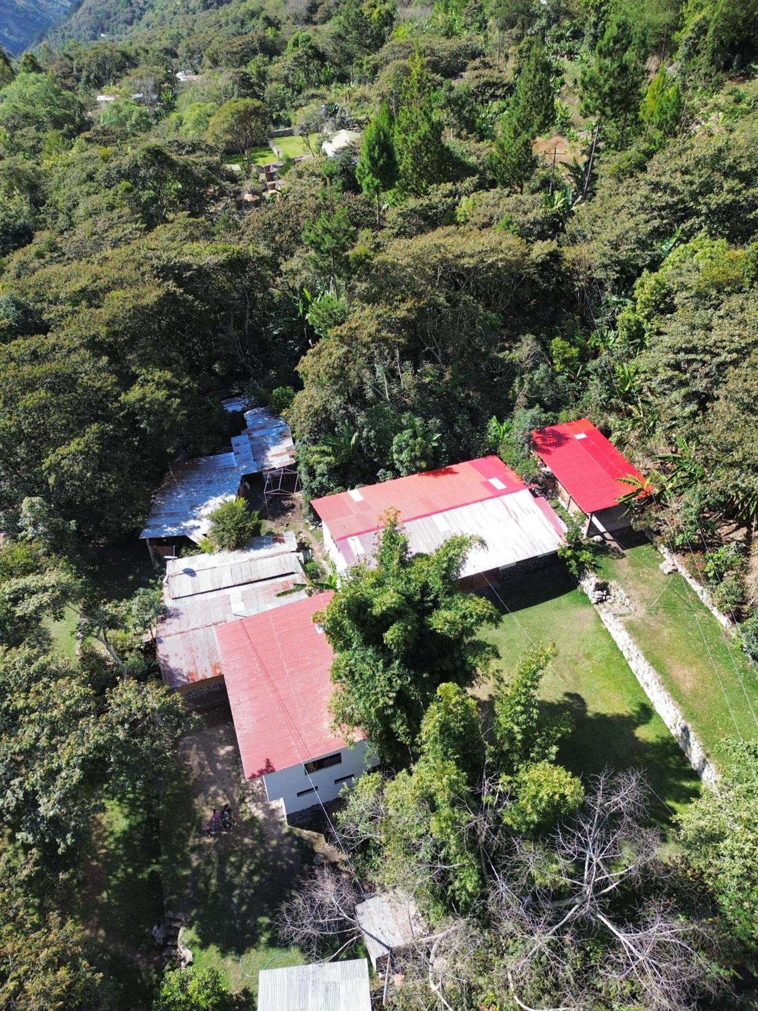 Lia B&B Lucmabamba Sahuayaco Exterior foto